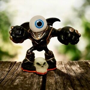 Skylanders Giants Eye Brawl Figure 2012 Action Figure